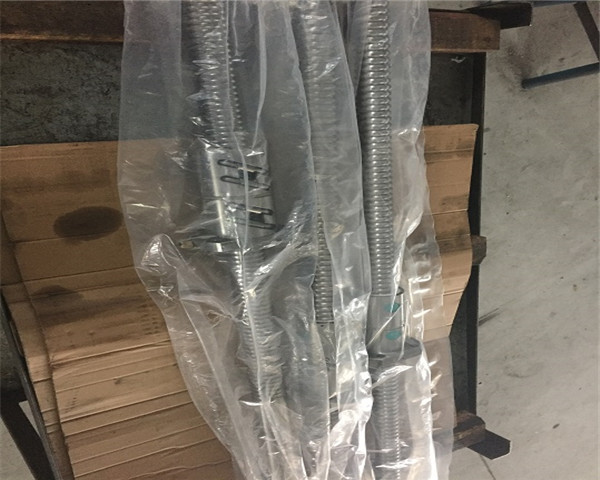 插管埋入式滚珠丝杠